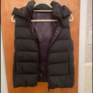 Uniqlo Women’s Puffer Vest Medium